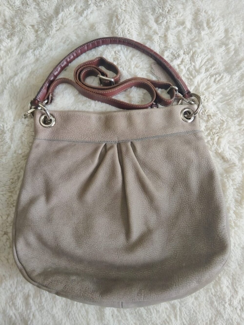 Roots Genuine Leather Hobo Bag Taupe Gray Crossbody Shoulder Bag